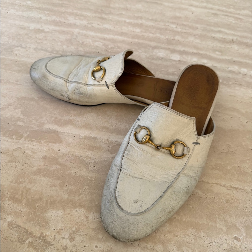 Classic GUCCI horsebit slides - Cream & Gold Buckle - Picture 3 of 7